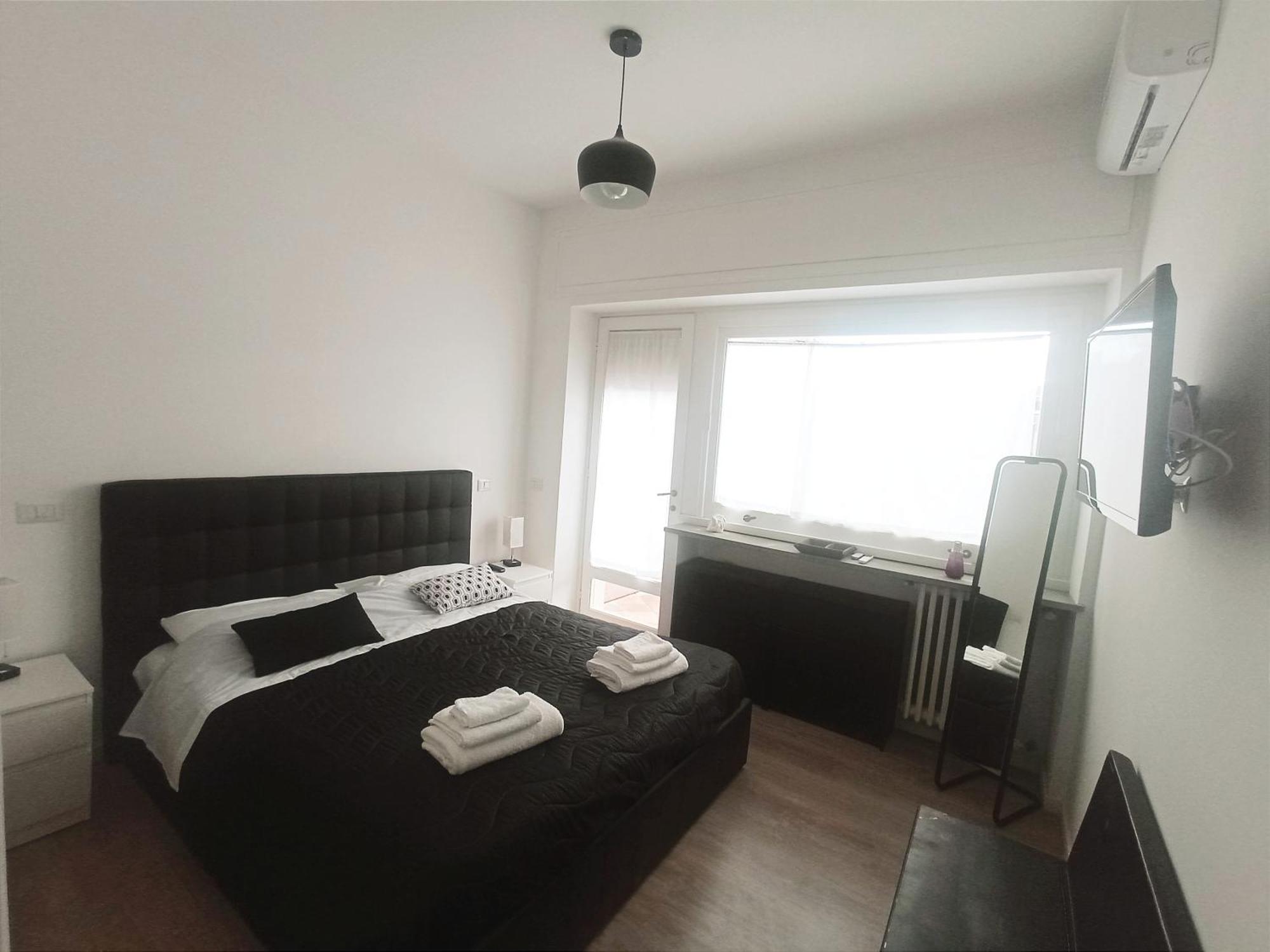 Rooftop Appia Antica,Silenzioso Riservato Two Bedrooms Two Bathrooms Рим Экстерьер фото
